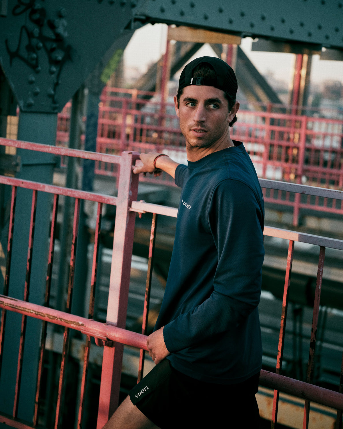 Long Sleeve Clearview Seamless Tee | Sapphire