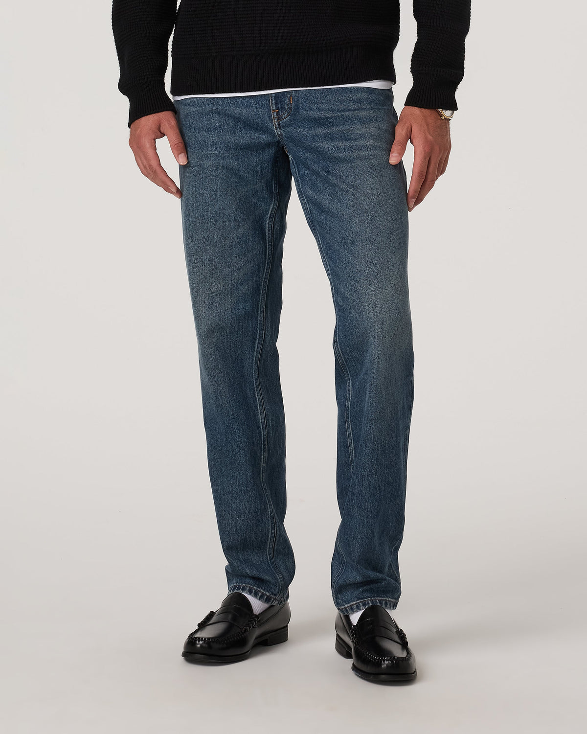 Vuori Vintage Jean Classic Fit 32 | Medium Wash Denim
