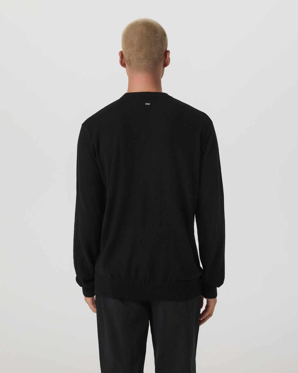 Fluent Sweater | Black