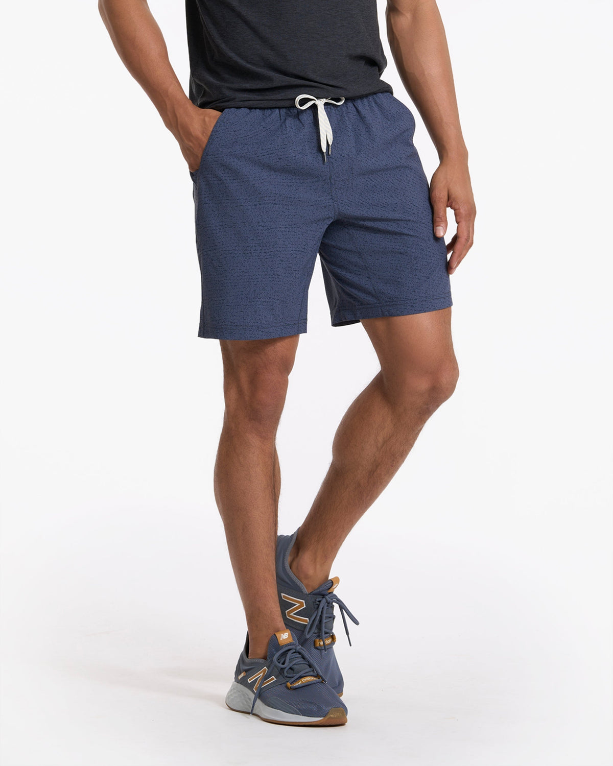 Kore Short Lined 7 | Azure Dashed Lines