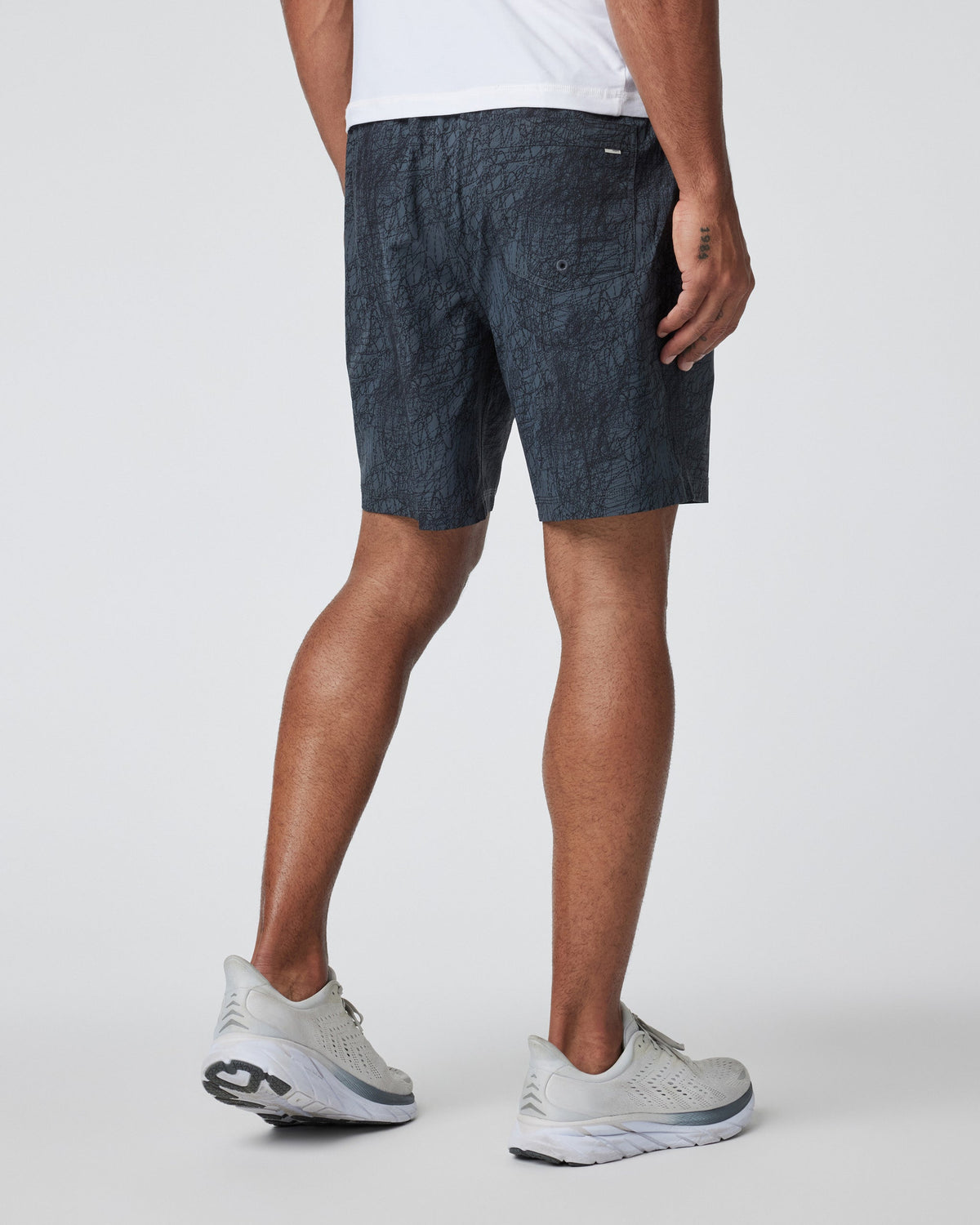 Kore Short Lined 7 | Charcoal Scribble