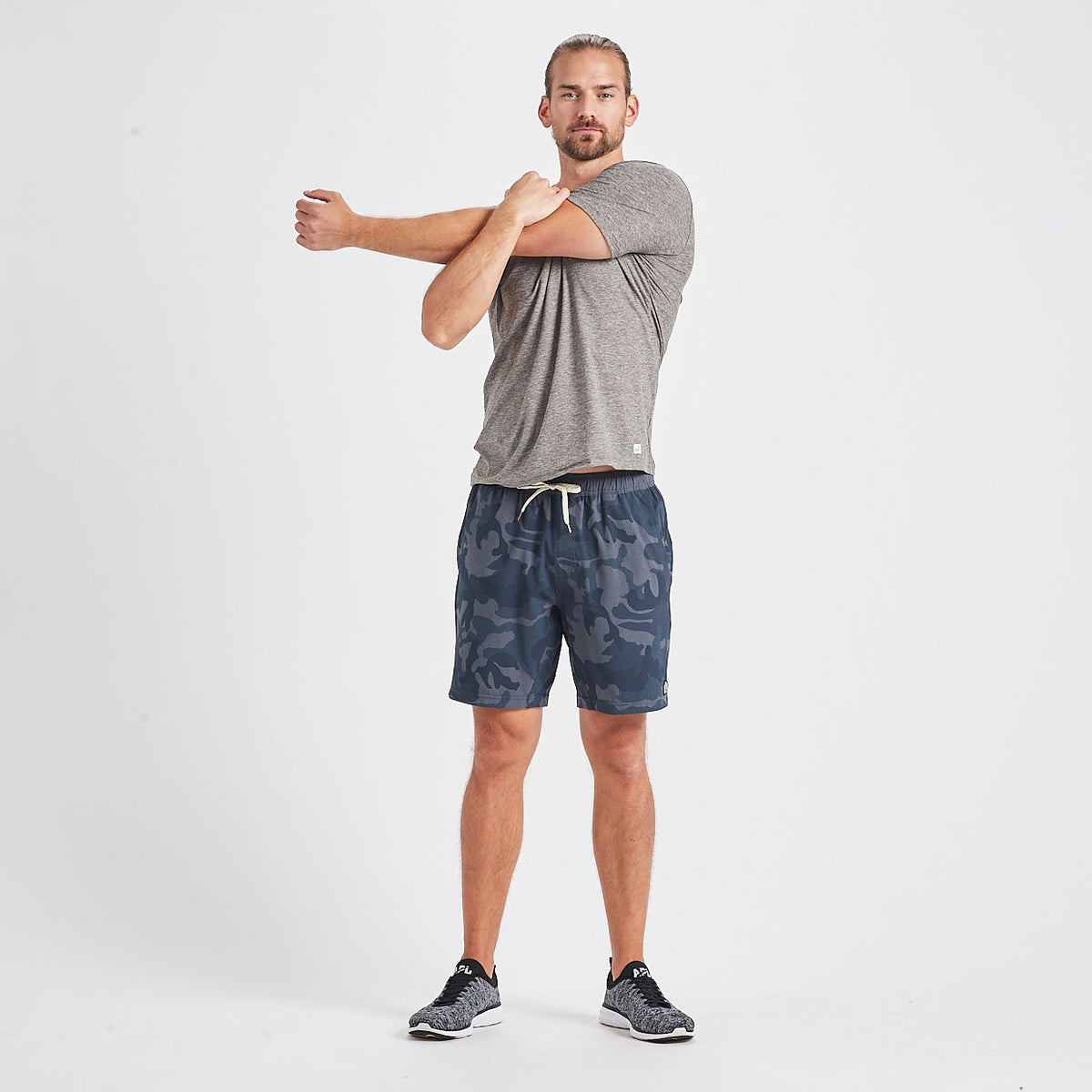 Kore Short 7 | Navy Camo