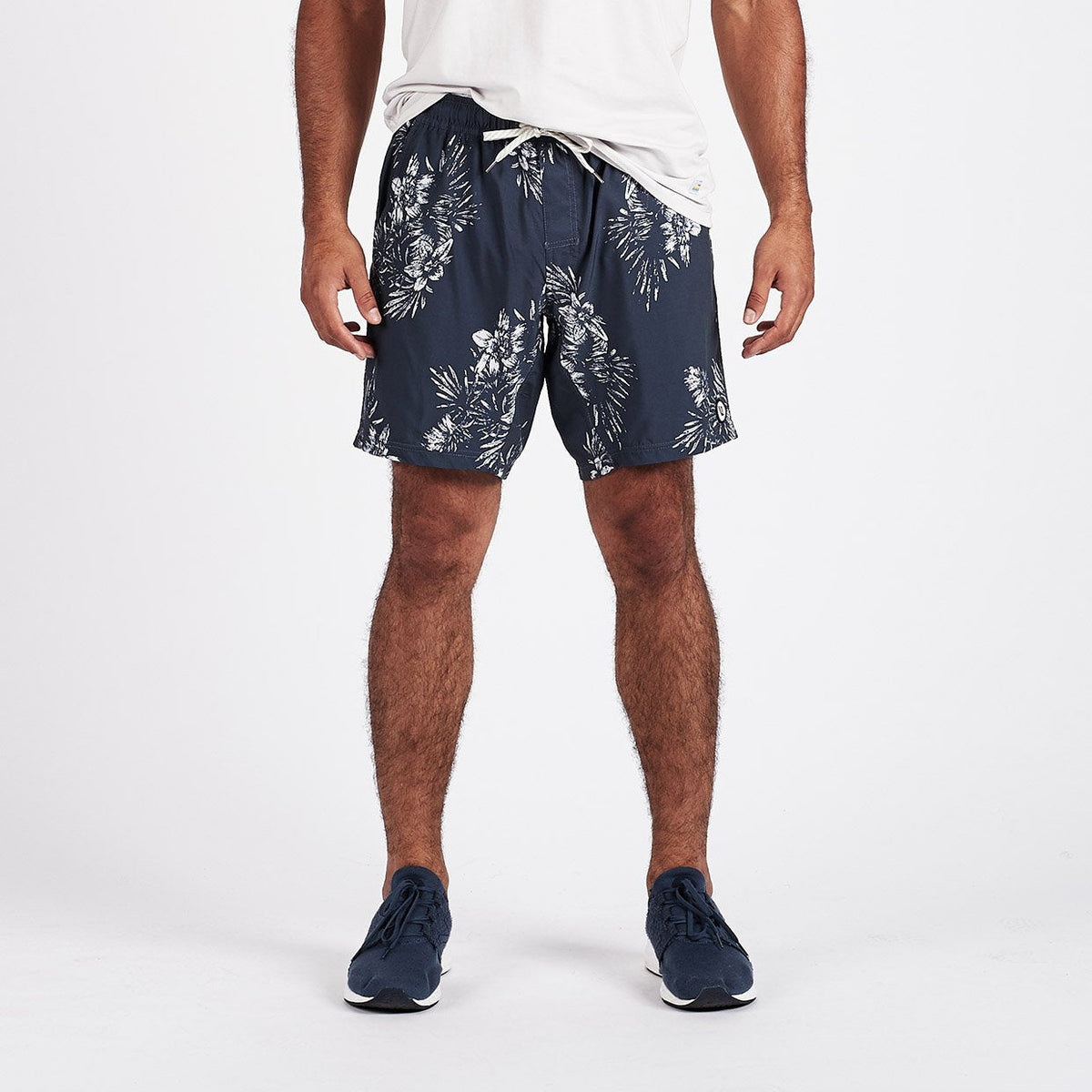 Kore Short Lined 7 | Navy Vintage Floral