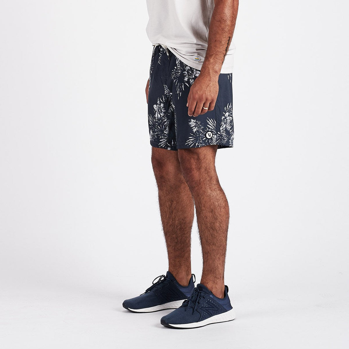 Kore Short Lined 7 | Navy Vintage Floral