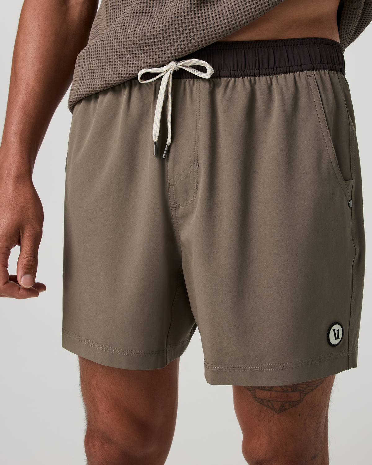Kore Short Unlined 5 | Bark