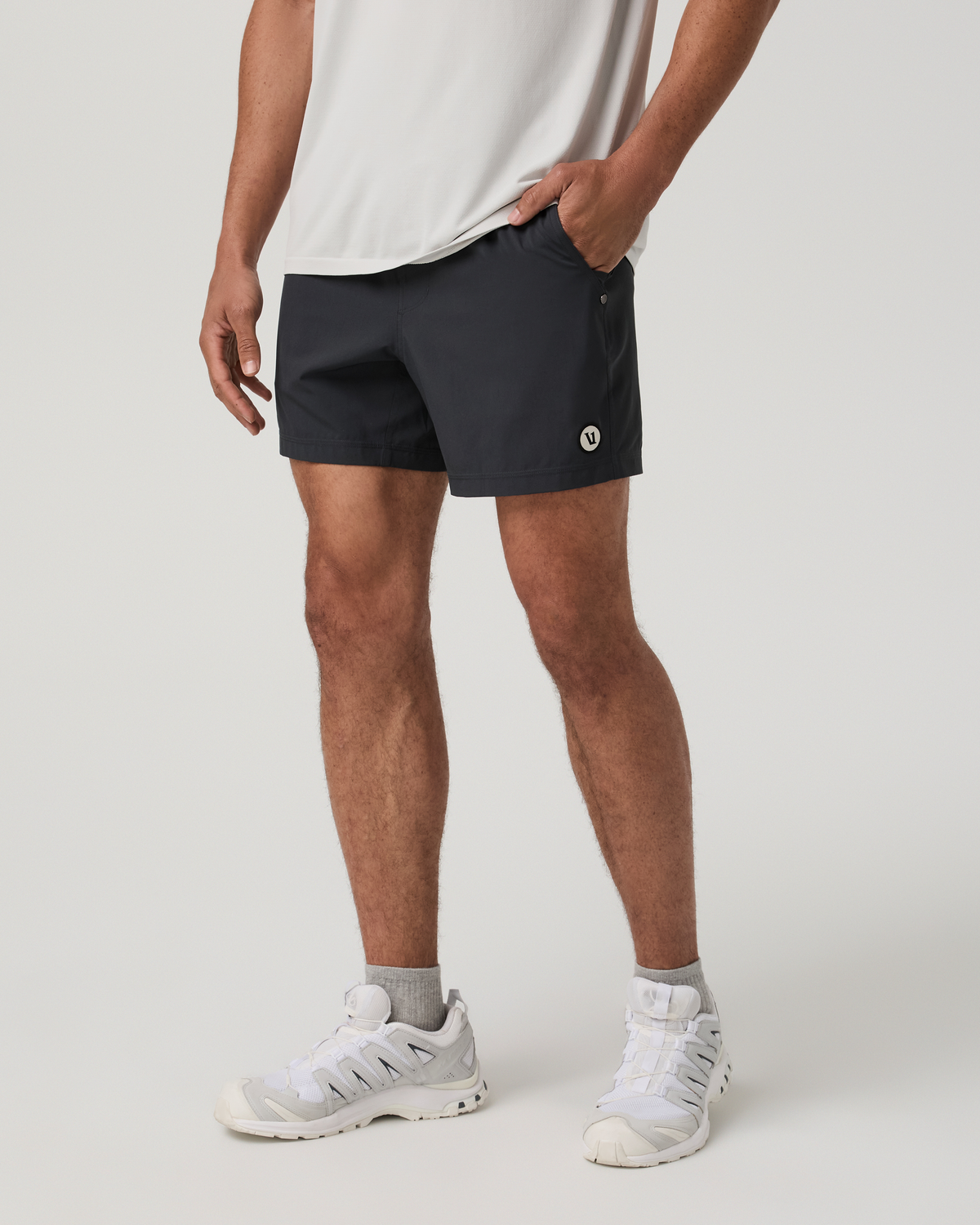 Kore Short Unlined 5 | Charcoal