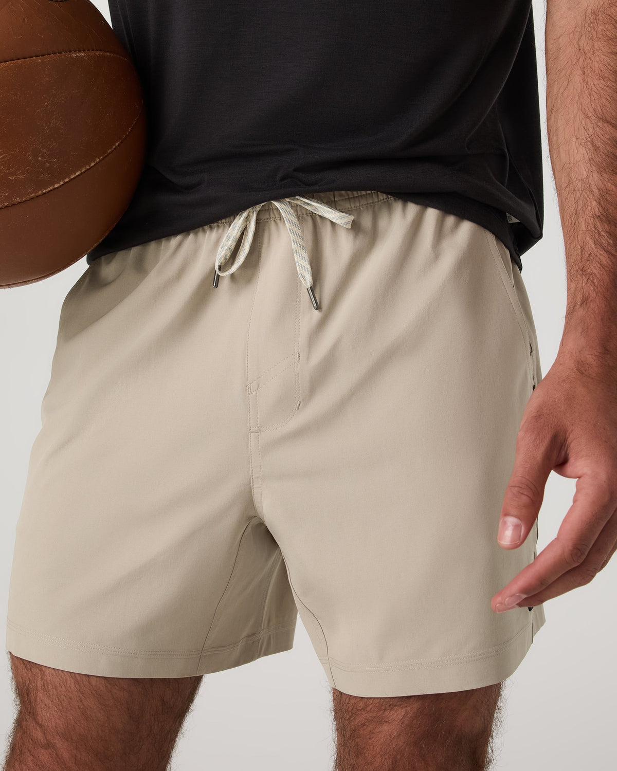 Kore Short Unlined 5 | Toast