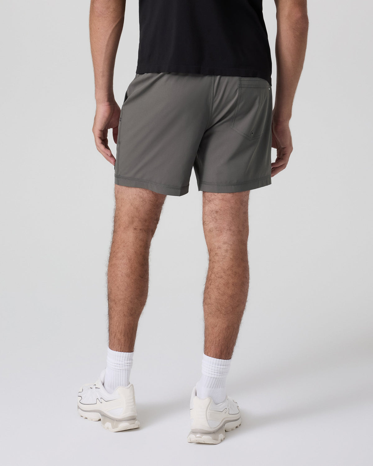 Kore Short Unlined 5 | Warm Grey