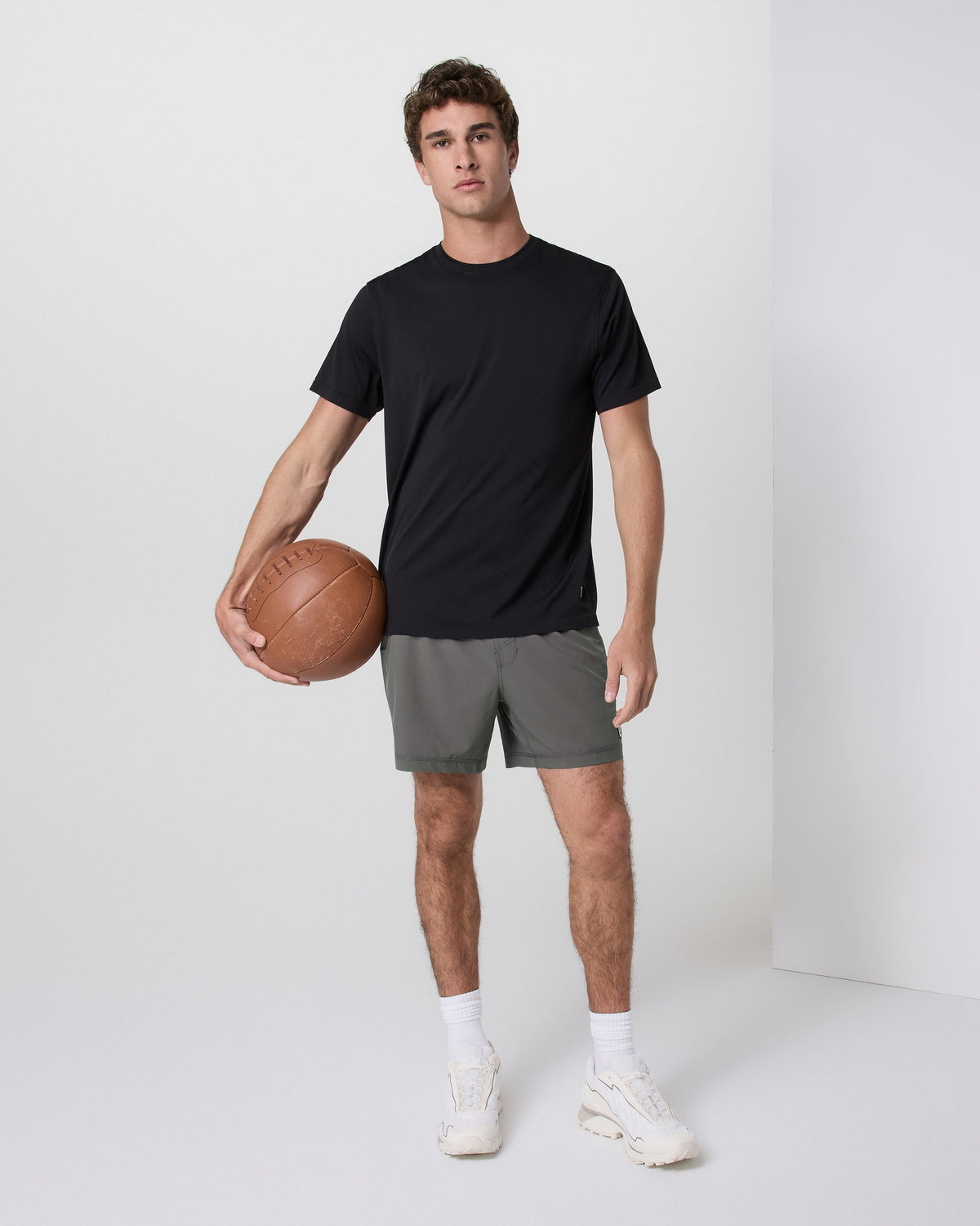 Kore Short Unlined 5 | Warm Grey