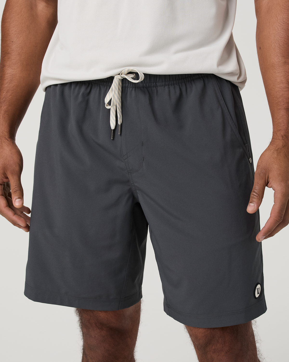 Kore Short Unlined 9 | Charcoal