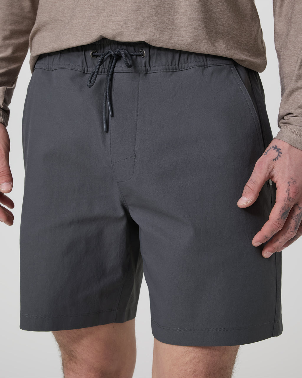 Cascade Crinkle Elastic Waist Short 8 | Charcoal