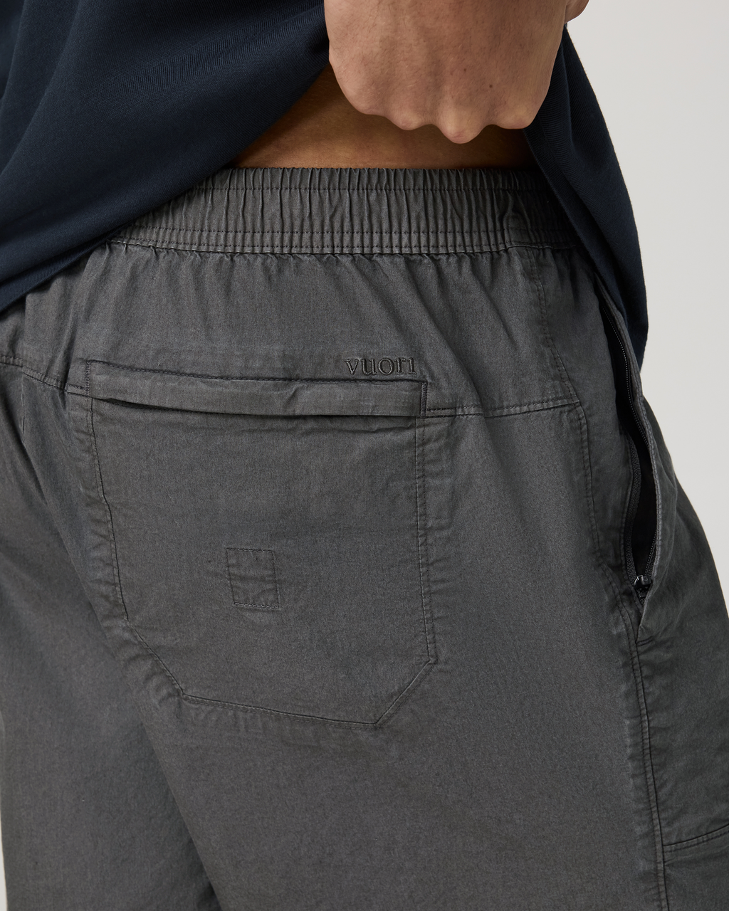 Coast Short 7 | Dark Pewter