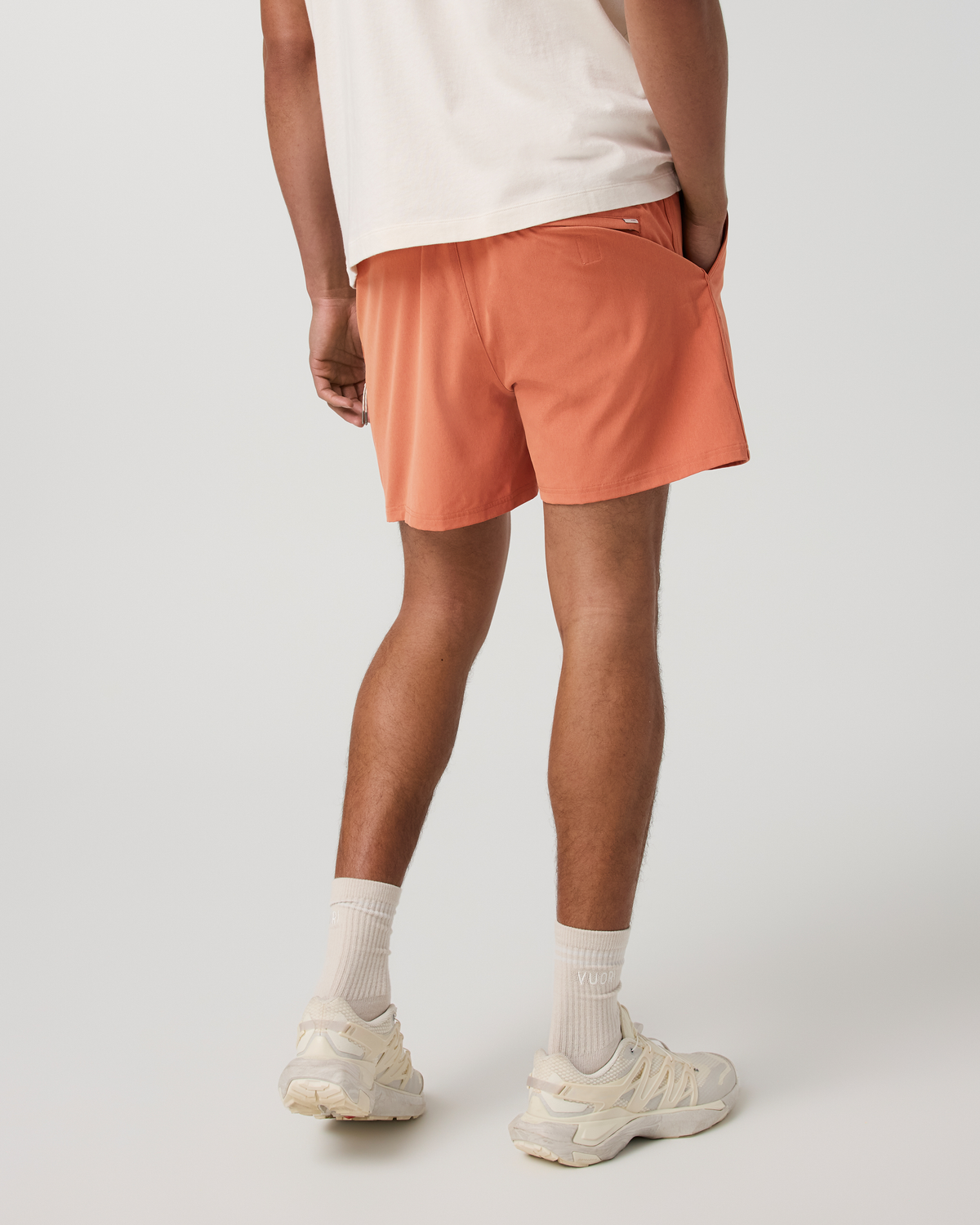 Banks Session Short Unlined 5 | Washed Brick Linen Texture