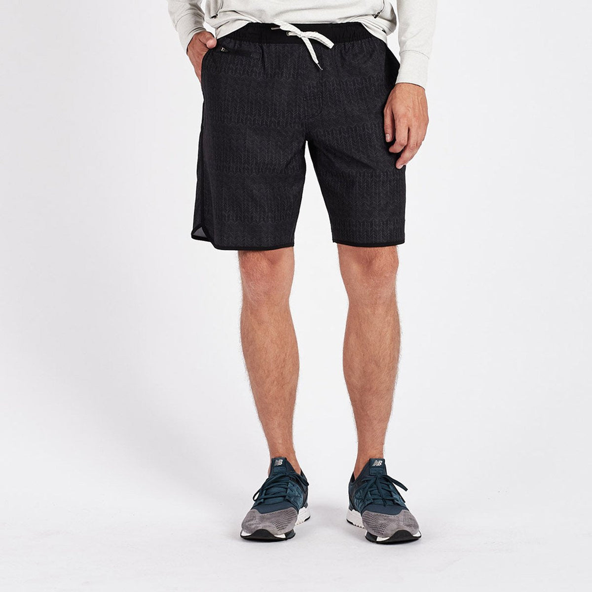 Banks Short Unlined 7 | Black Herringbone Texture