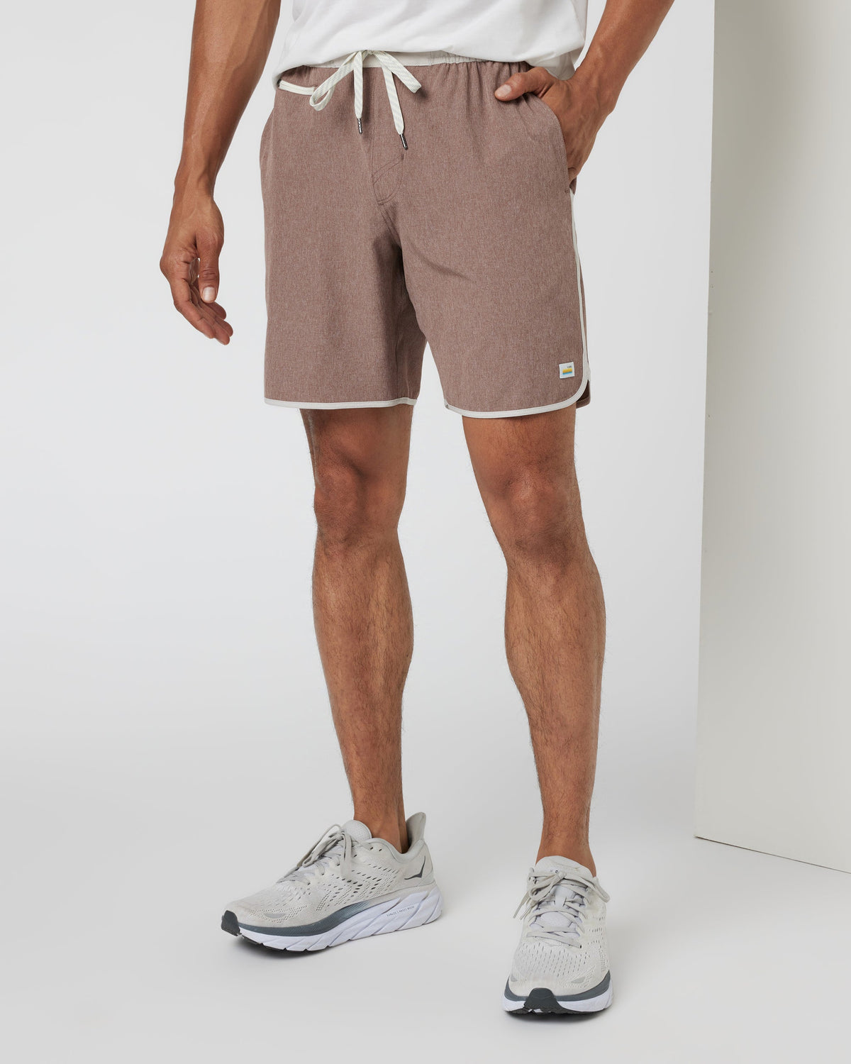 Banks Short Unlined 7 | Clove Linen Texture