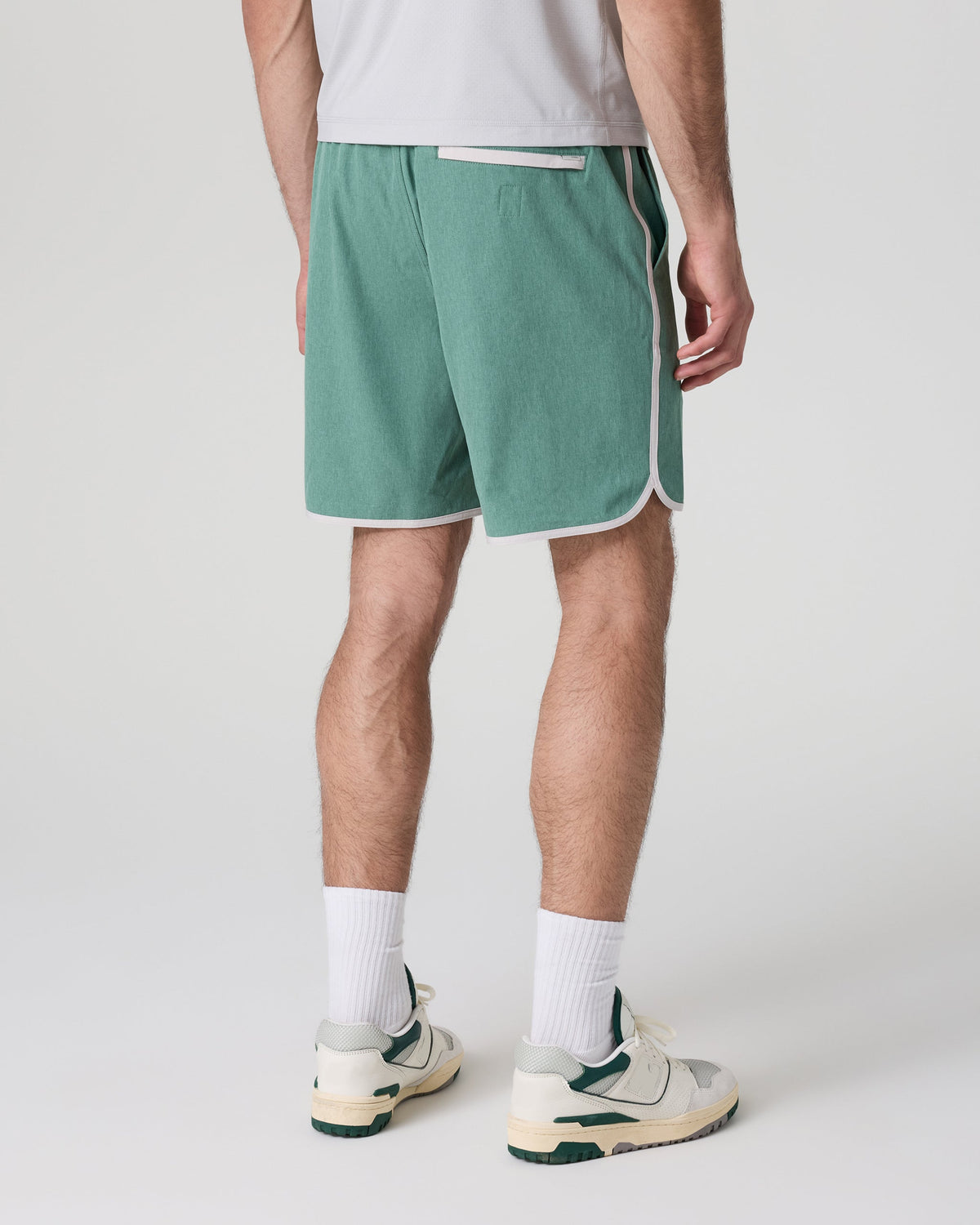 Banks Short Unlined 7 | Hedge Green Linen Texture