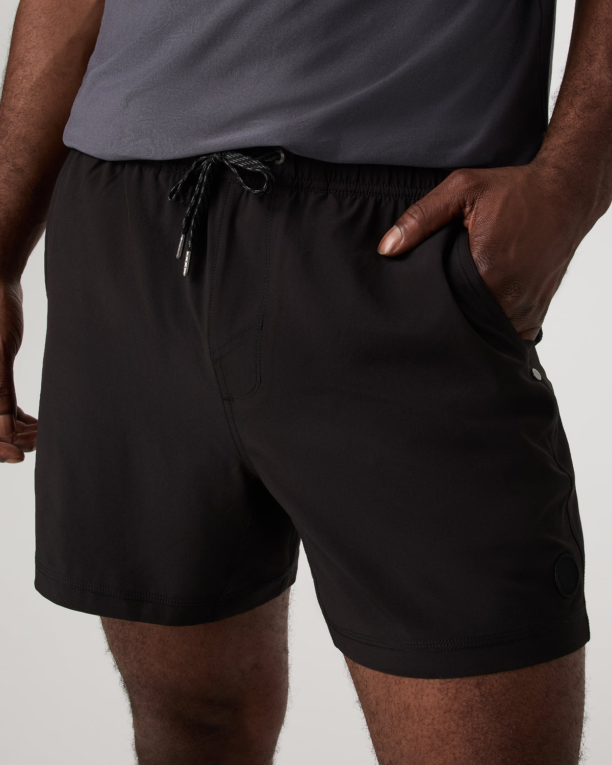 Kore Short Lined 5 | Black Tonal