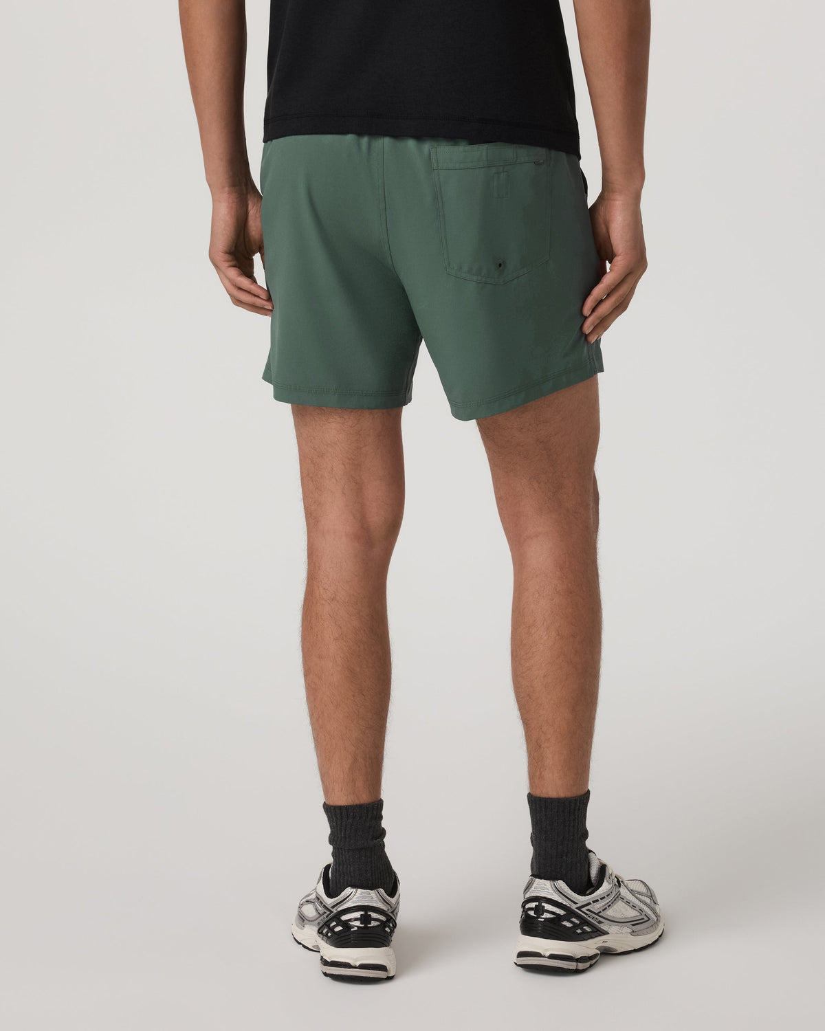 Kore Short Lined 5 | Agate Green Tonal