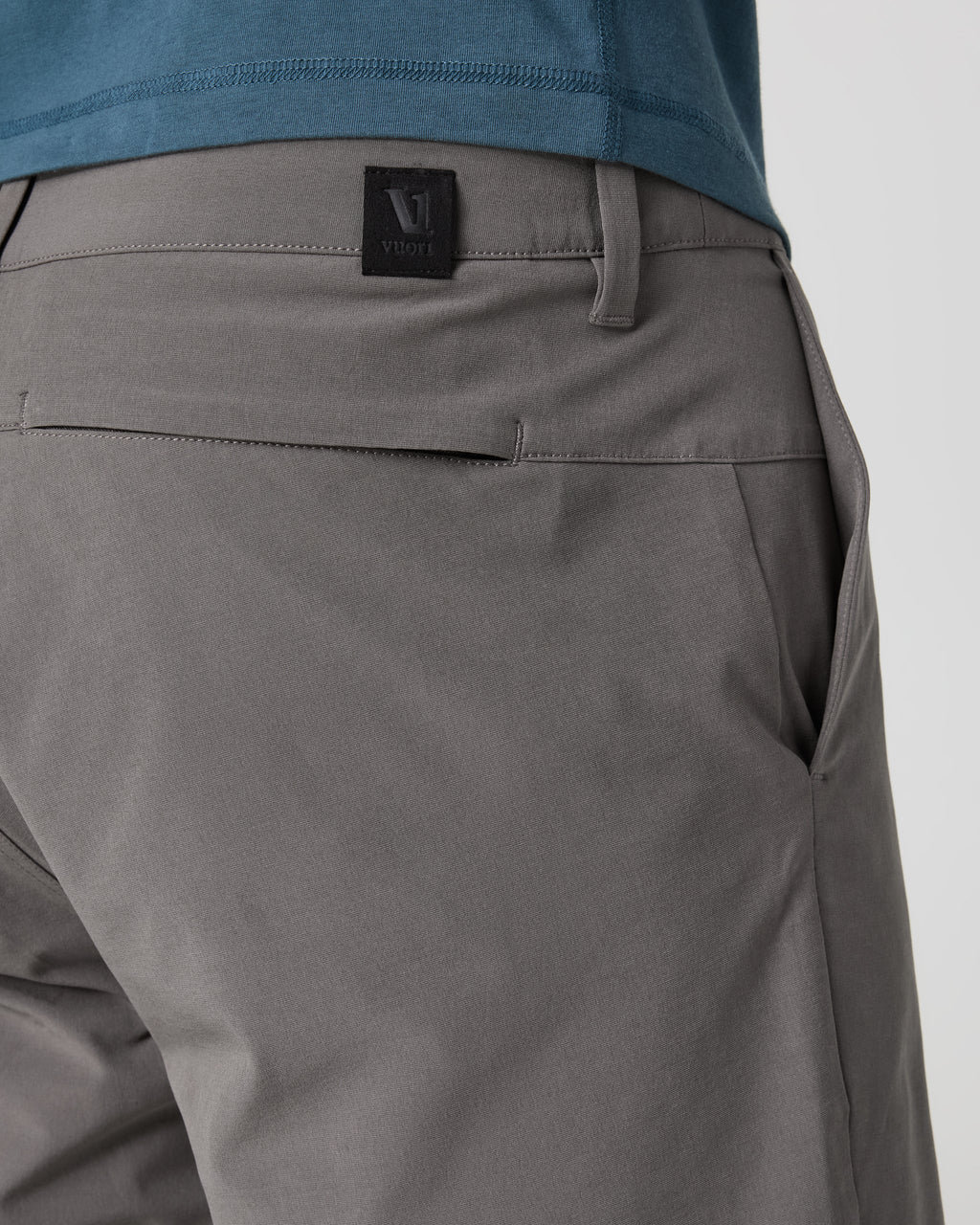 Aim Short | Warm Grey