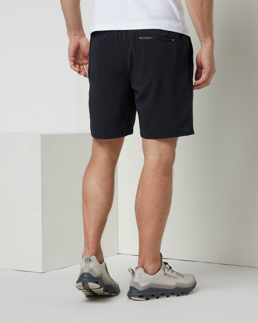 Elevate Kore Short Lined 7 | Black
