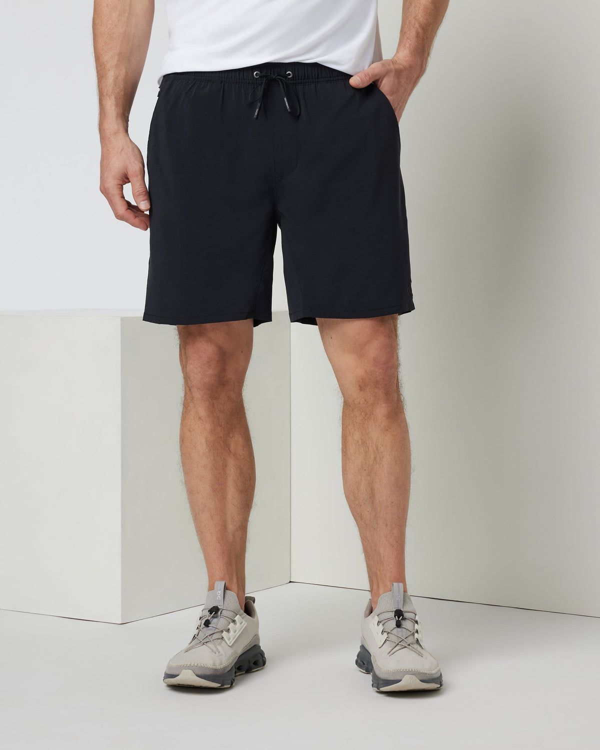 Elevate Kore Short Lined 7 | Black