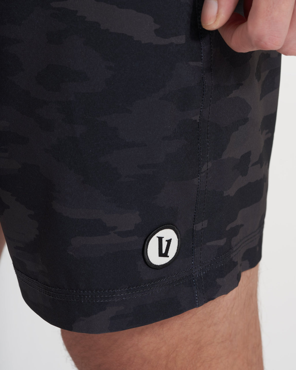 Kore Short Unlined 7 | Black Watercolor Camo