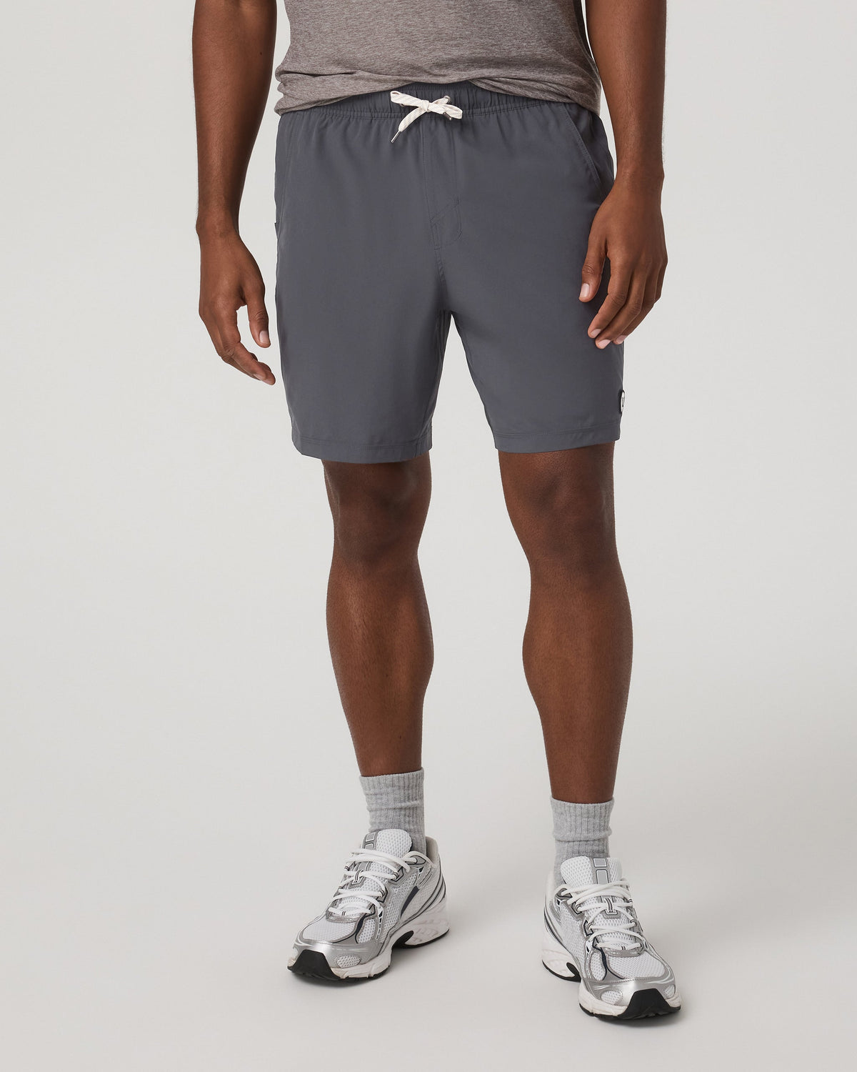 Kore Short Unlined 7 | Charcoal