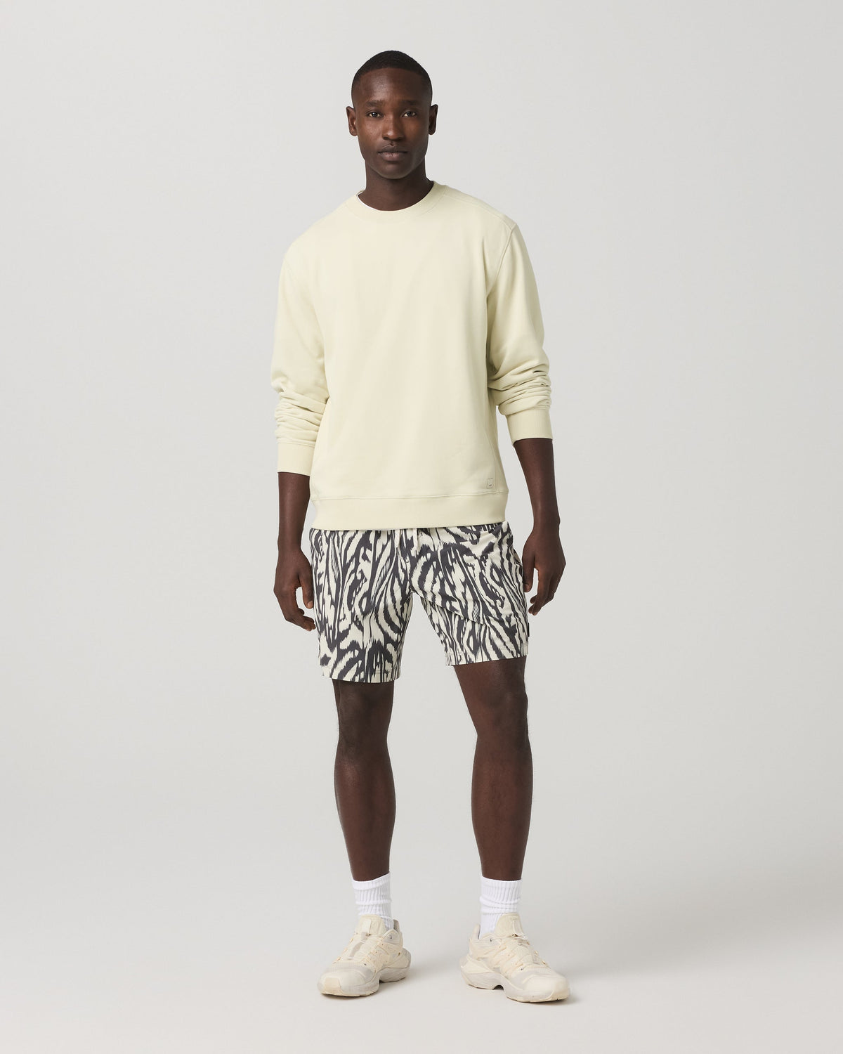 Kore Short Unlined 7 | Sandalwood Mirage