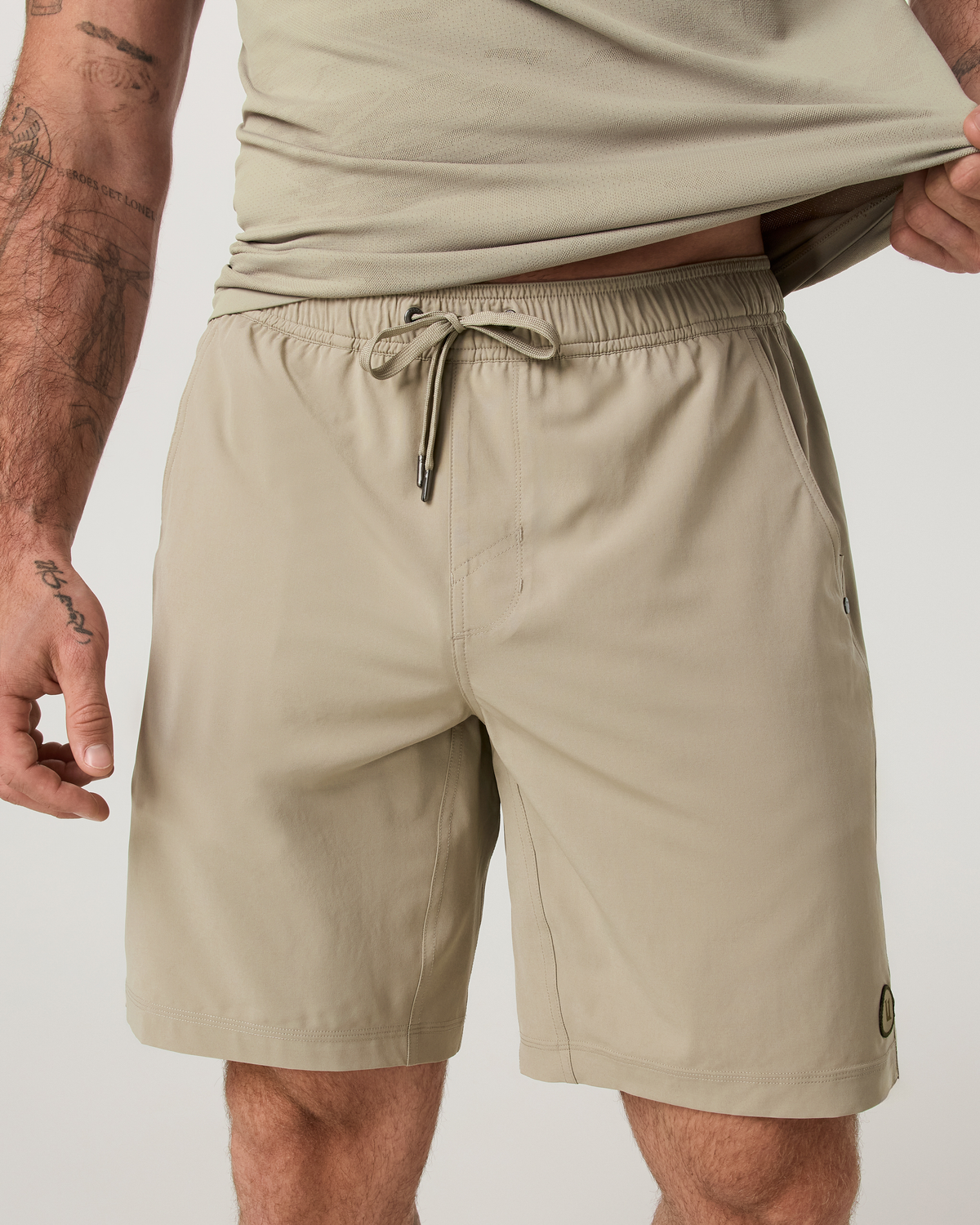 Kore Short Lined 9 | Biscotti Tonal