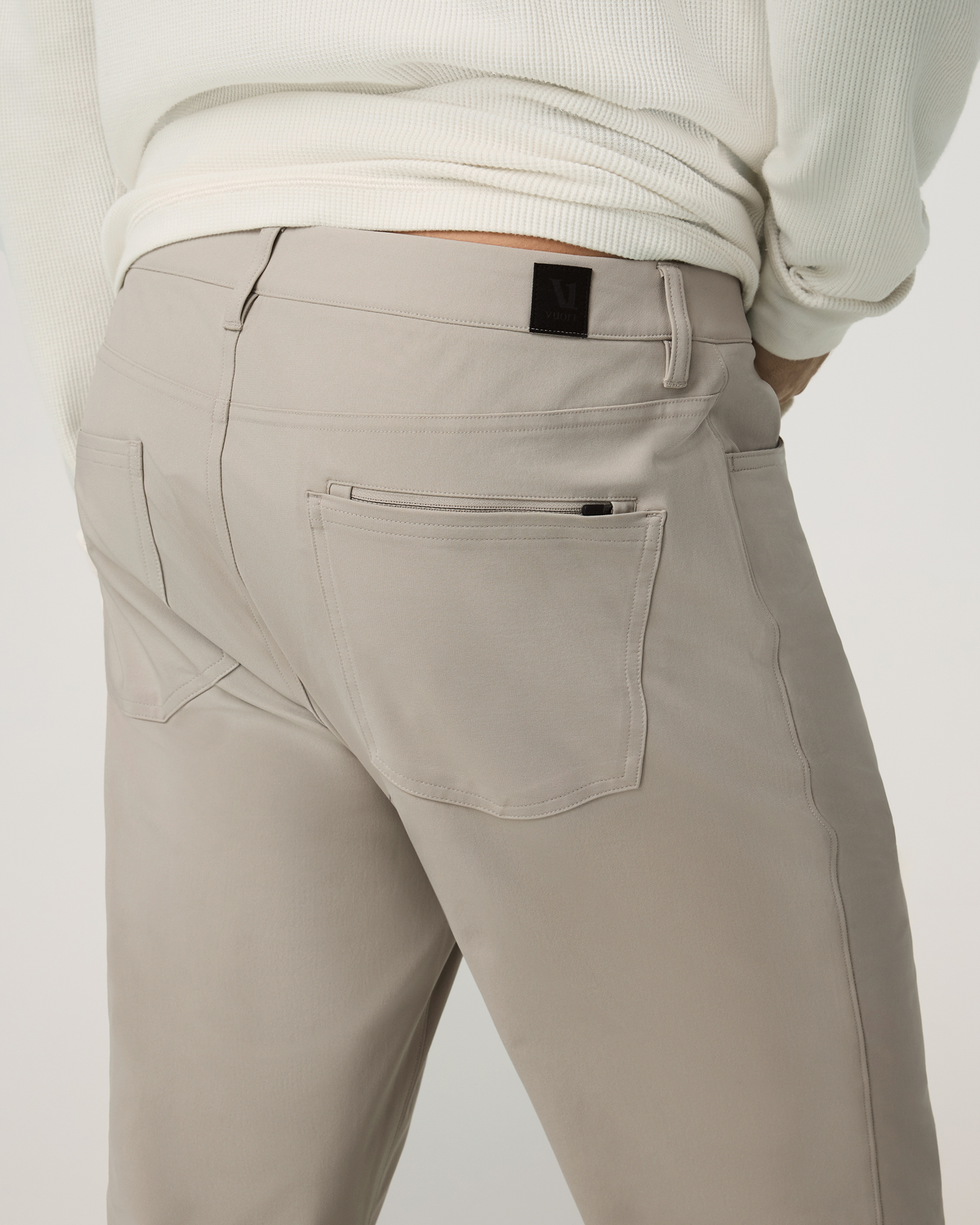 Vuori Meta™ Pant Classic Fit 32 | Dark Salt