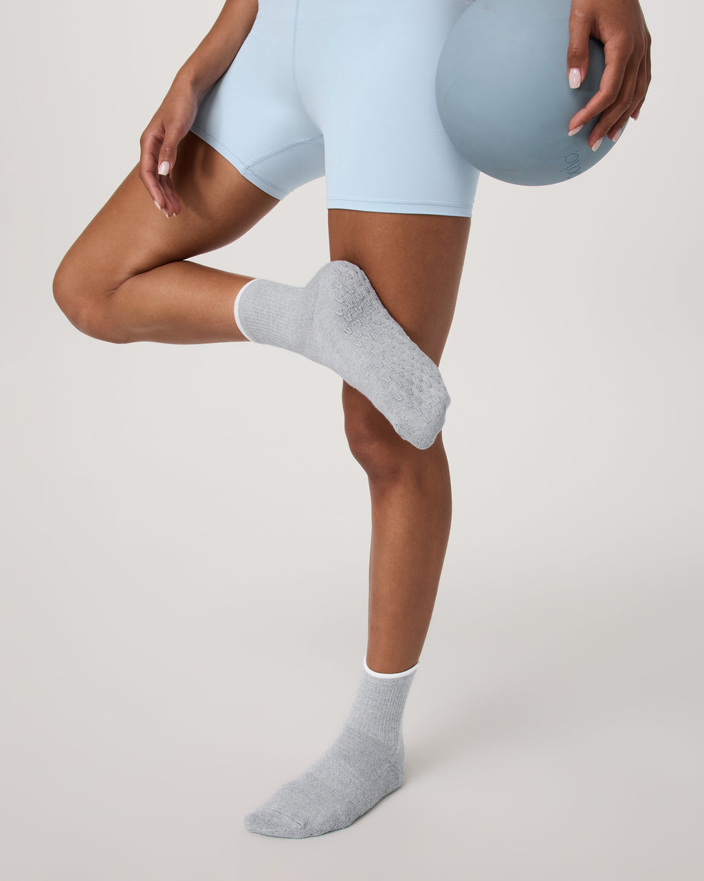 Half Crew Gripper Sock | Light Heather Grey