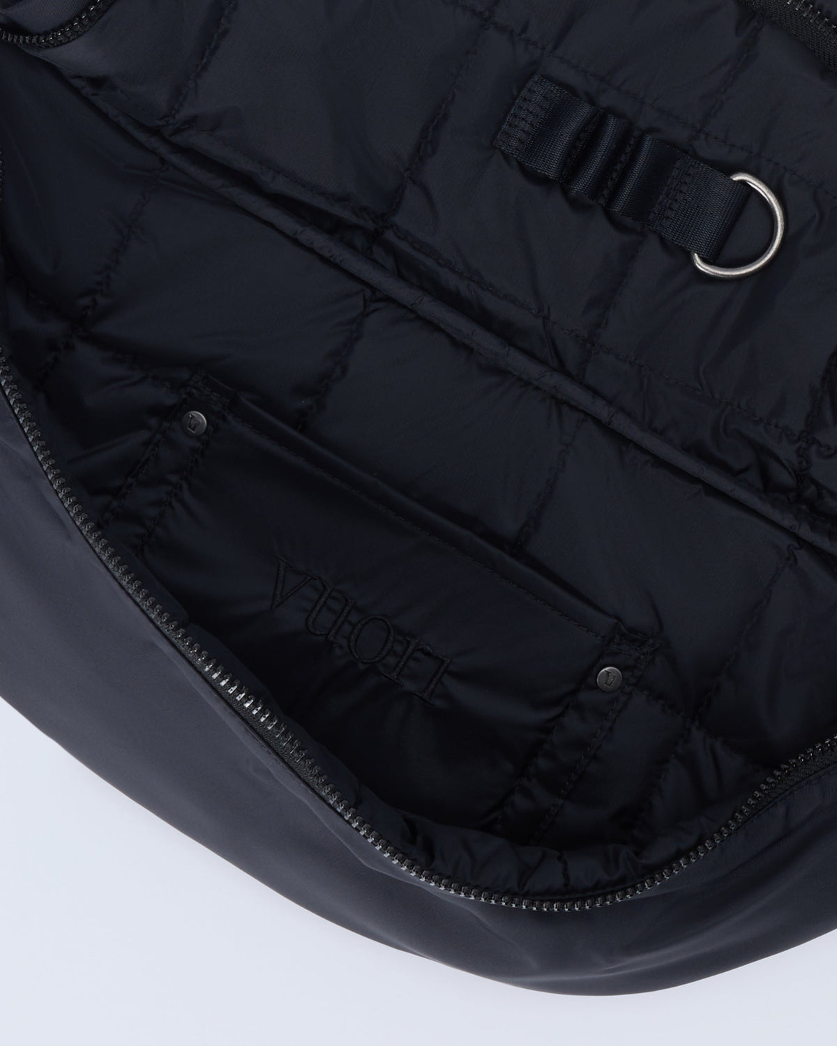 Vuori Arden Crescent Sling | Black