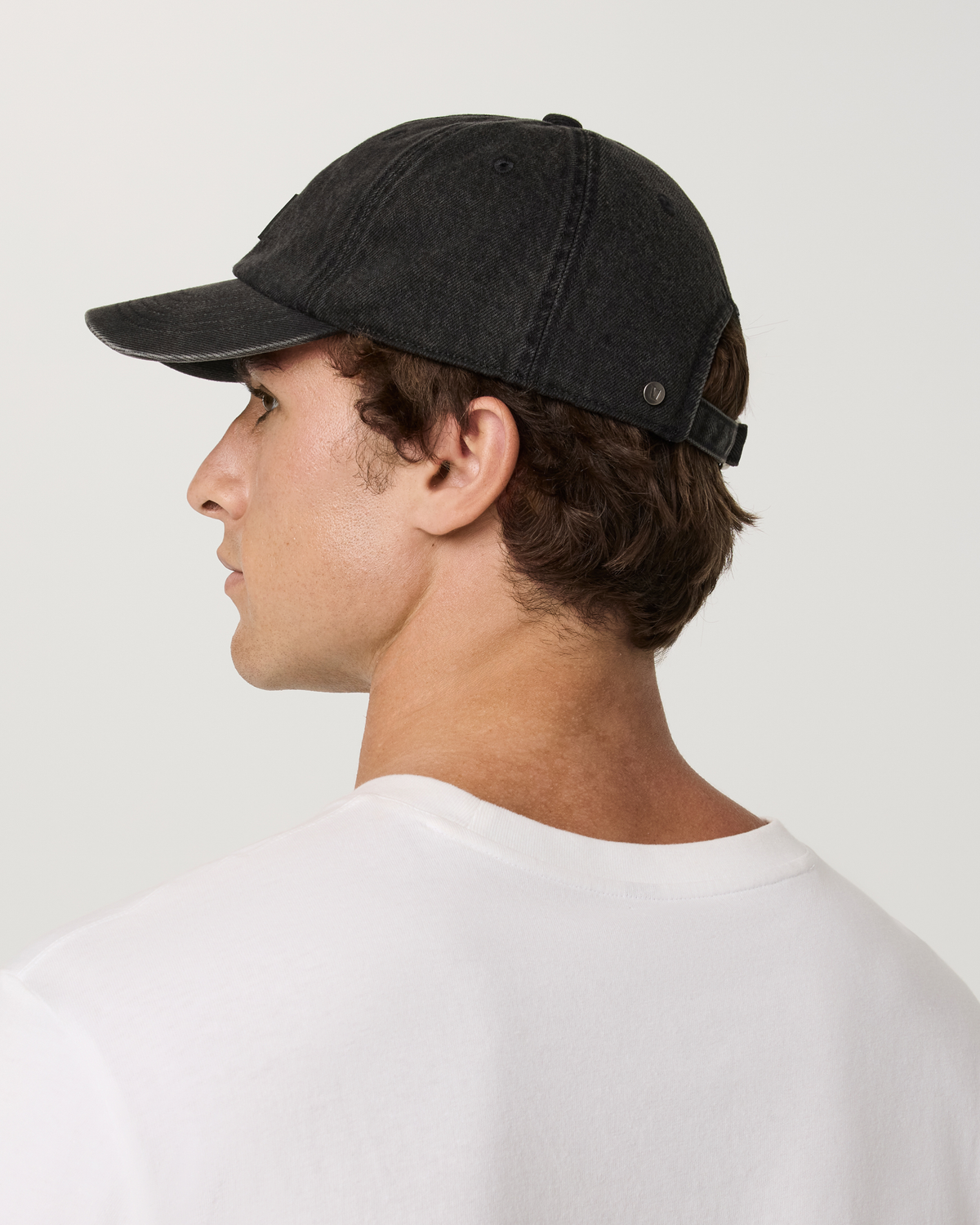 Vuori Vintage Denim Hat | Black Wash Denim