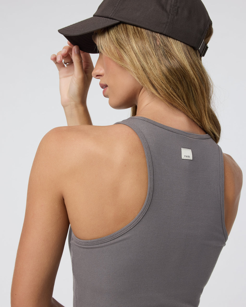 Pose Plyo Tank | Chia