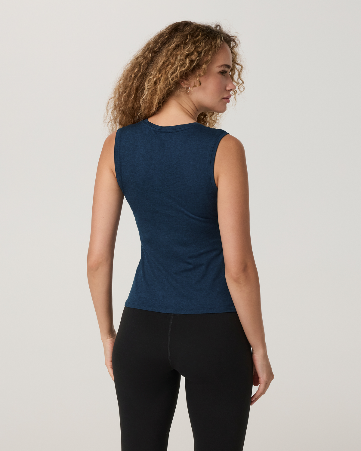 Halo Essential Scoop Tank Long | Blue Coast Heather