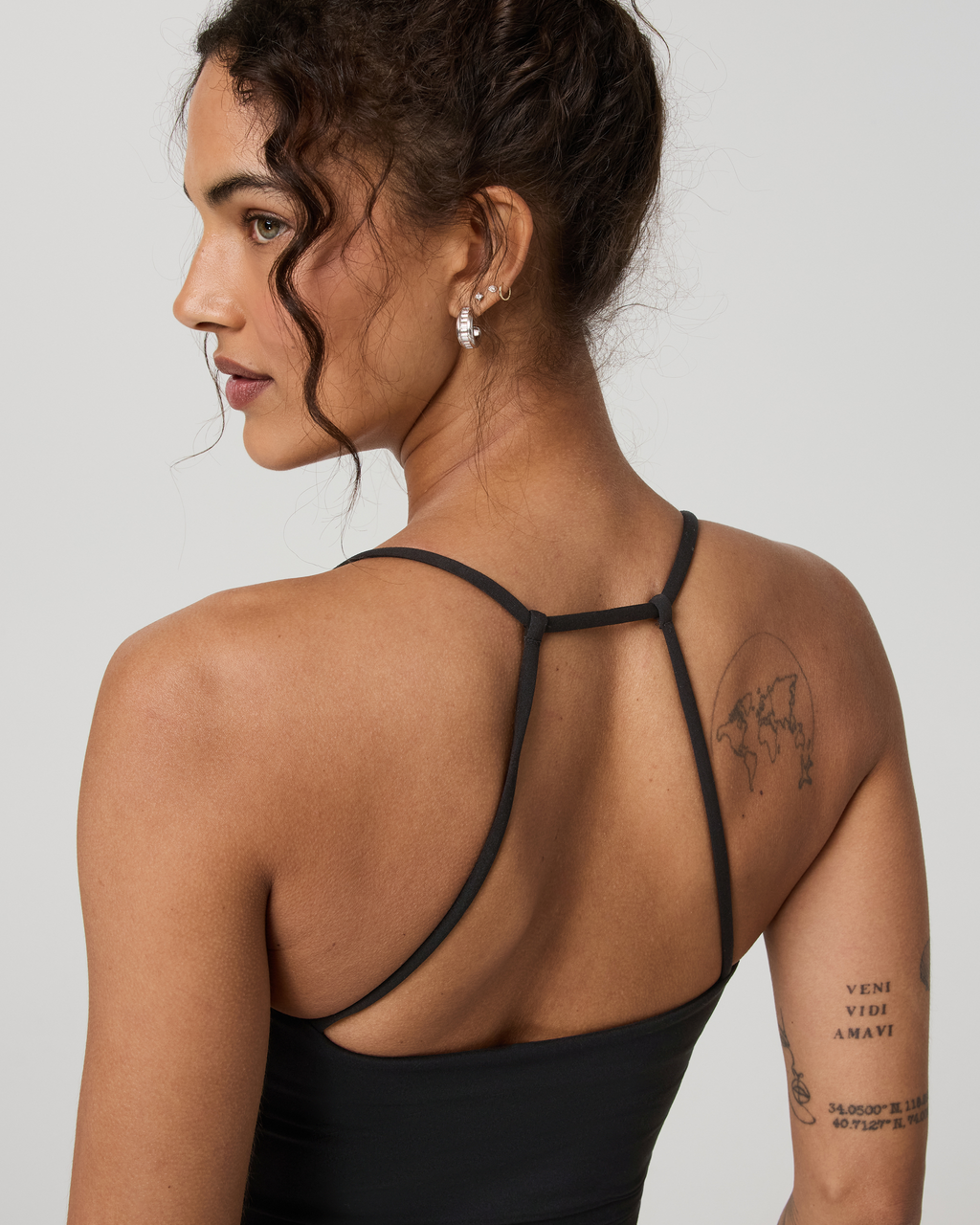 Vuori AllTheFeels™ Strappy Back Tank | Black