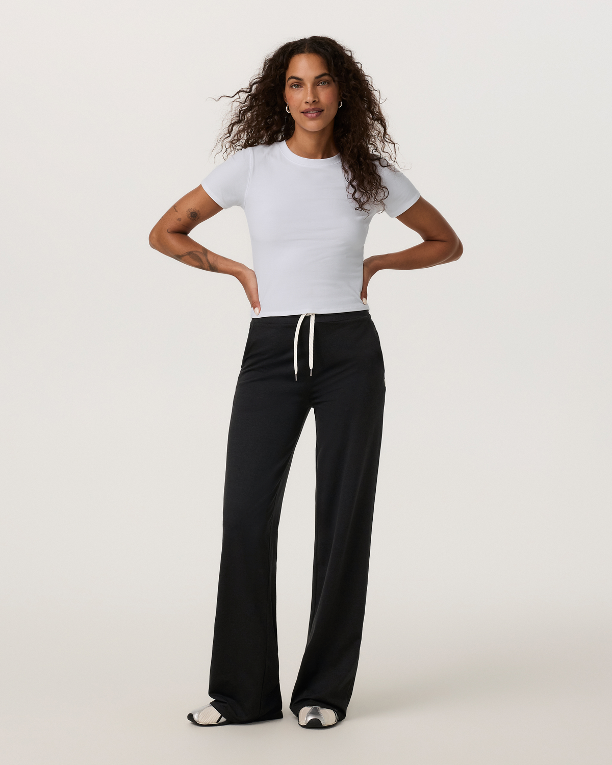 Pose Fitted Tee | White
