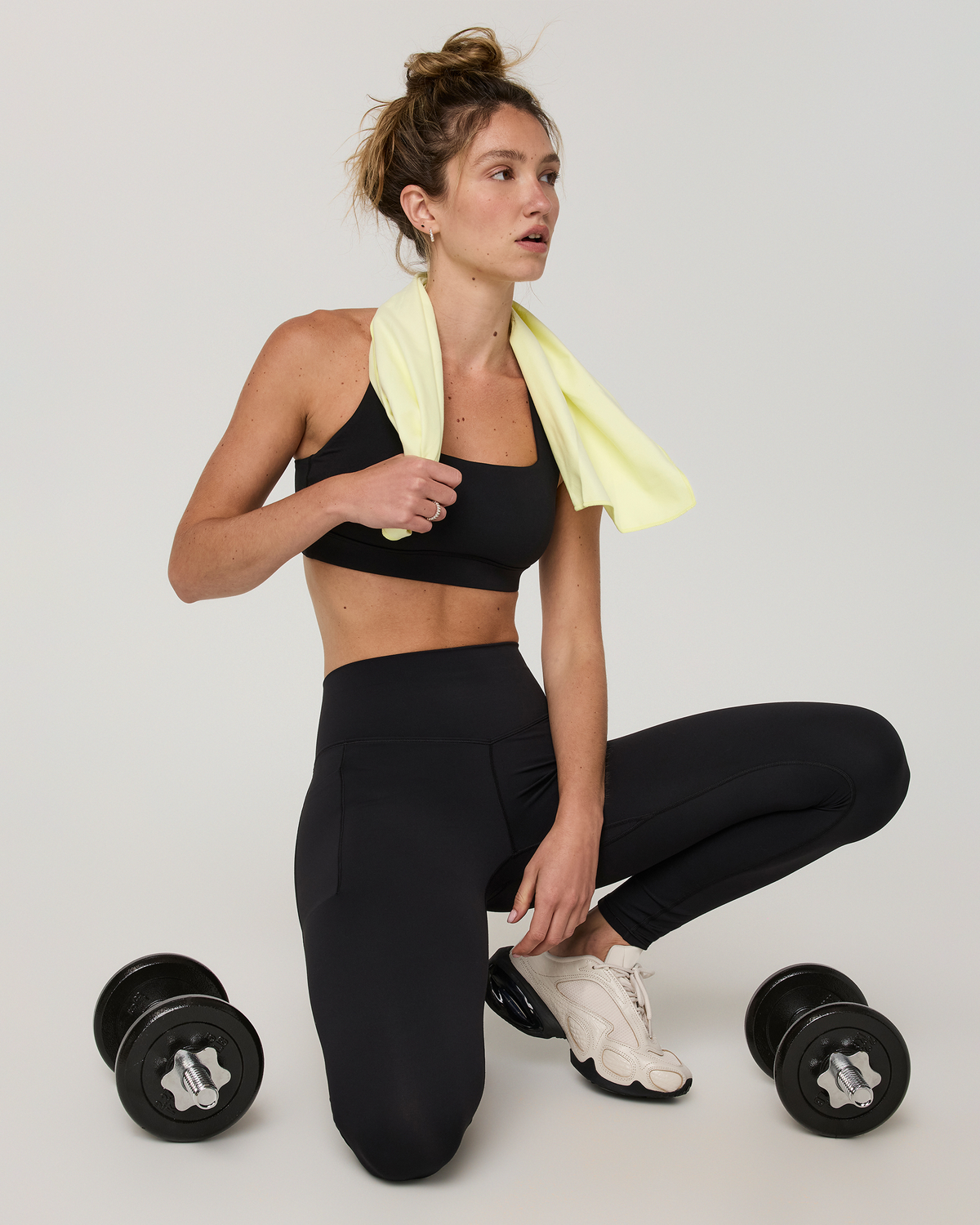 Vuori AllTheForm™ Pocket Legging | Black Tonal