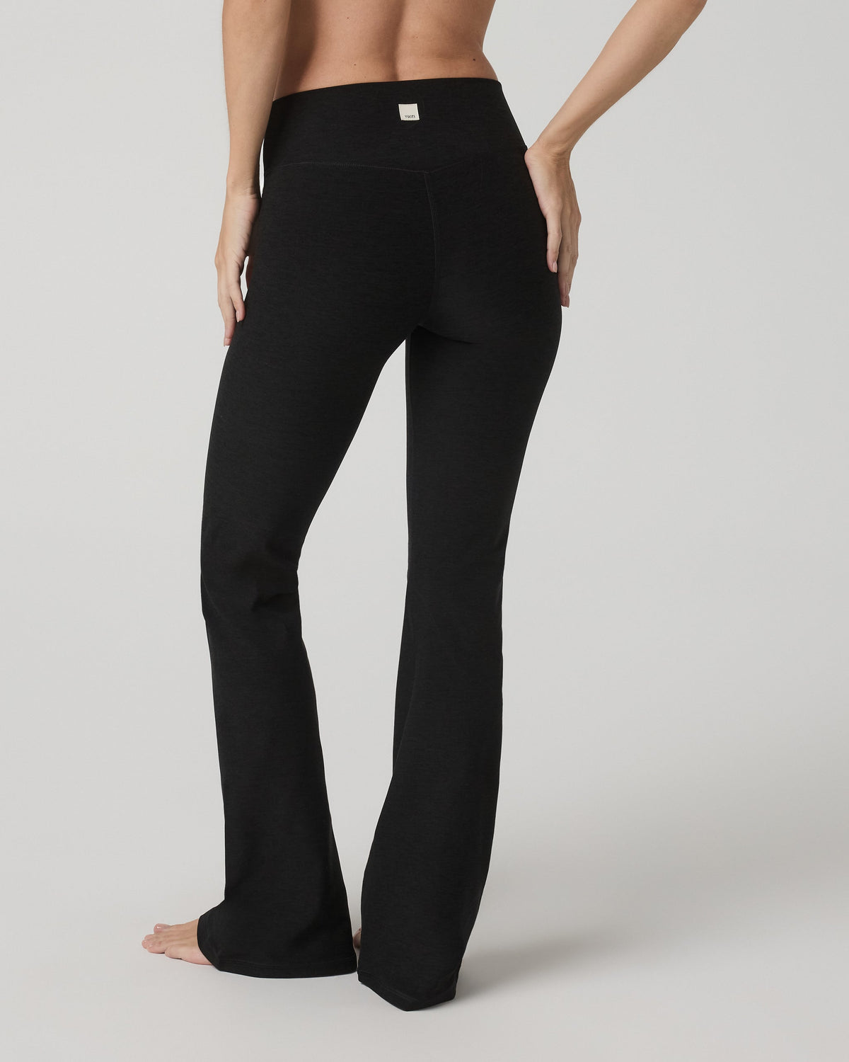 Elevation Rhythm Flare | Black Heather