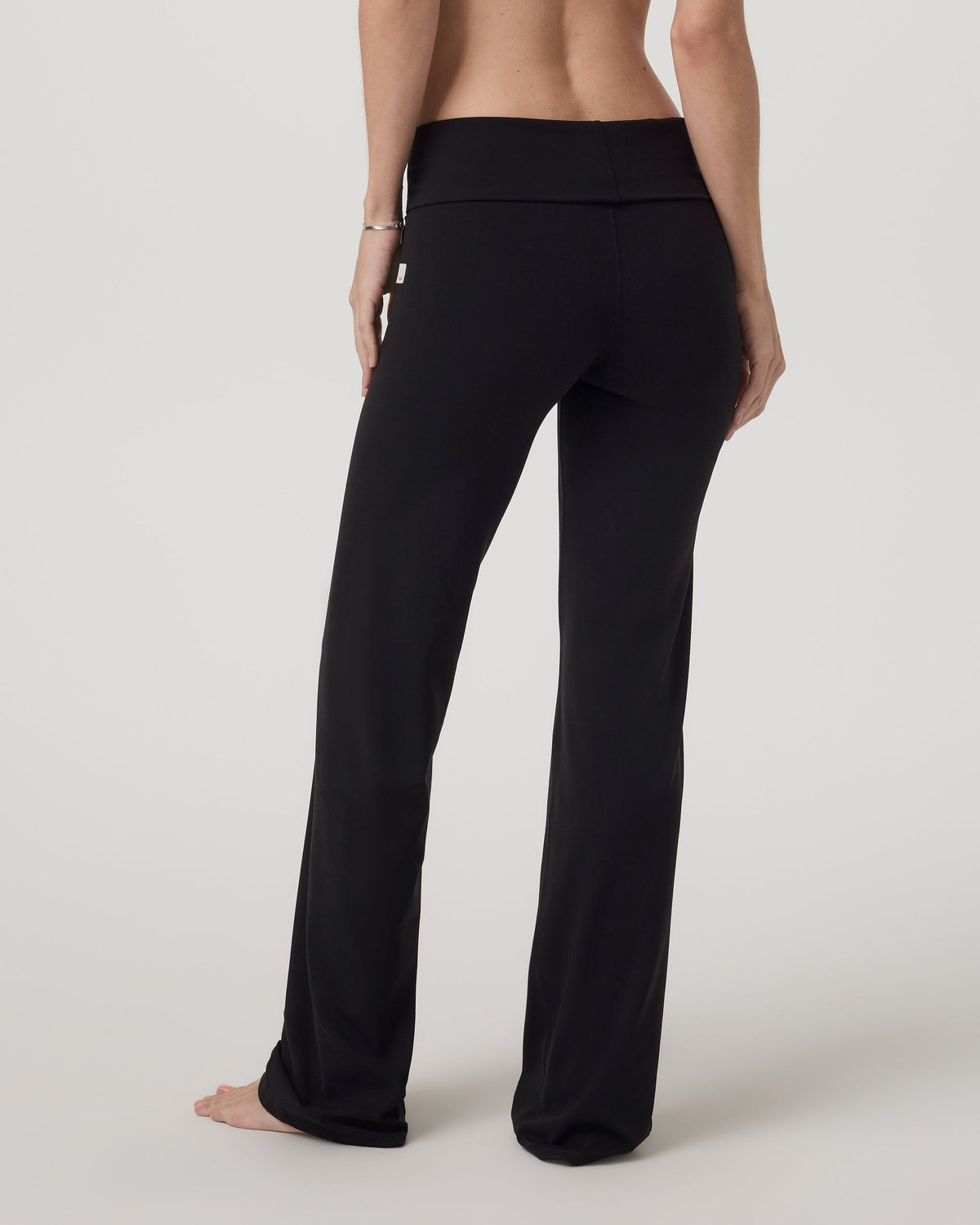 Vuori AllTheFeels™ Foldover Pant | Black