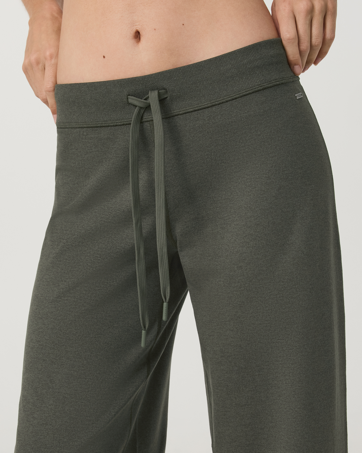 Halo Low Rise Straight Leg Pant - Long | Army Heather