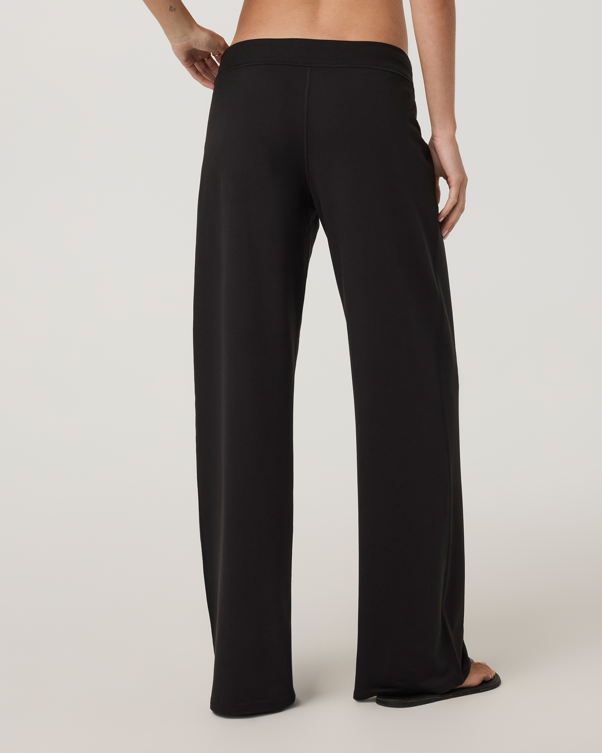 Halo Low Rise Straight Leg Pant - Long | Solid Black