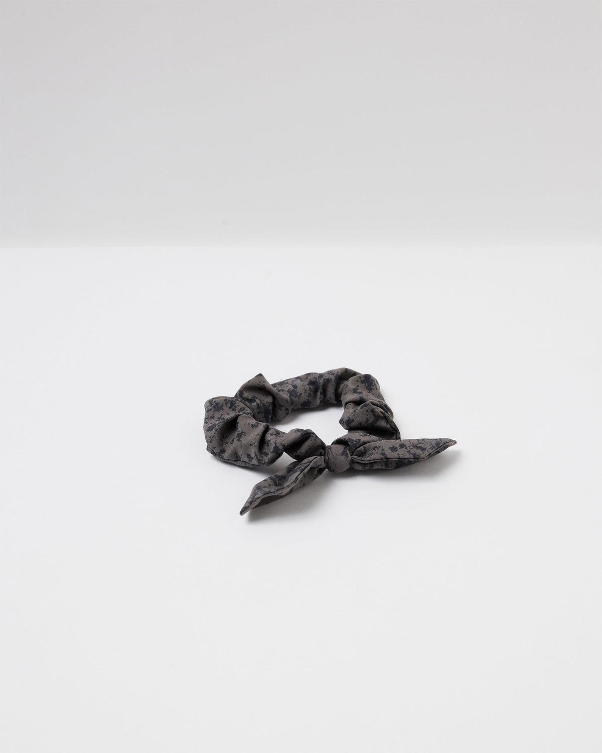 Tie Scrunchy | Chia Stucco