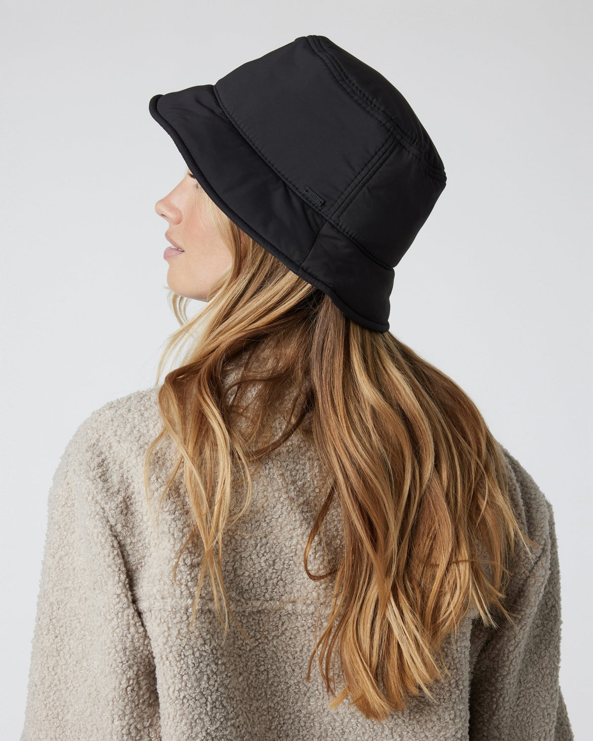 Canyons Insulated Bucket Hat | Black